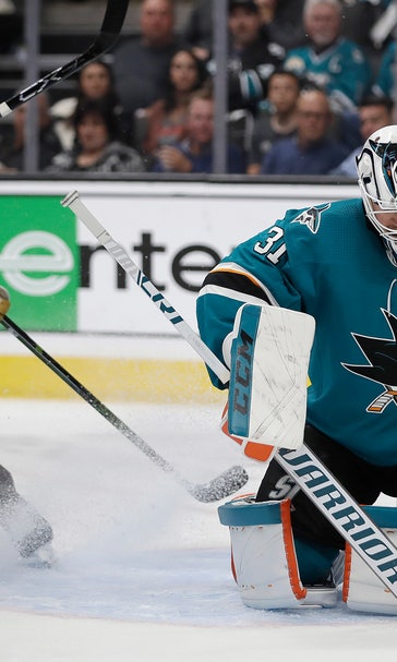 Sharks start fast to stay alive, beat Golden Knights 5-2